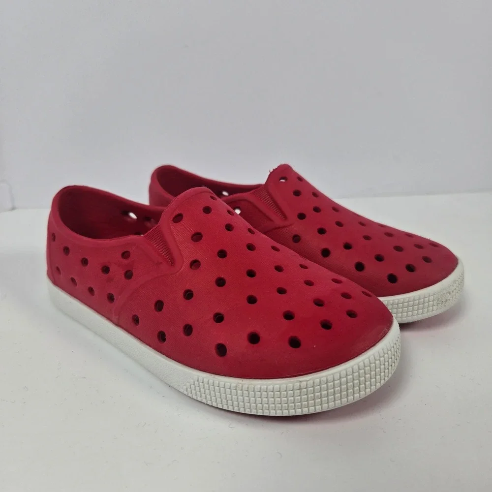 Old Navy Slip On Water Shoes Kids 9 Red Perforated EVA Summer Beach Sneakers